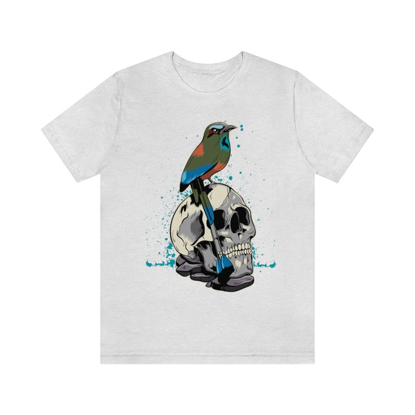 Women's t-shirt from Nicaragua with the national bird, turquoise-browed motmot also known as Guardabarranco in Spanish.